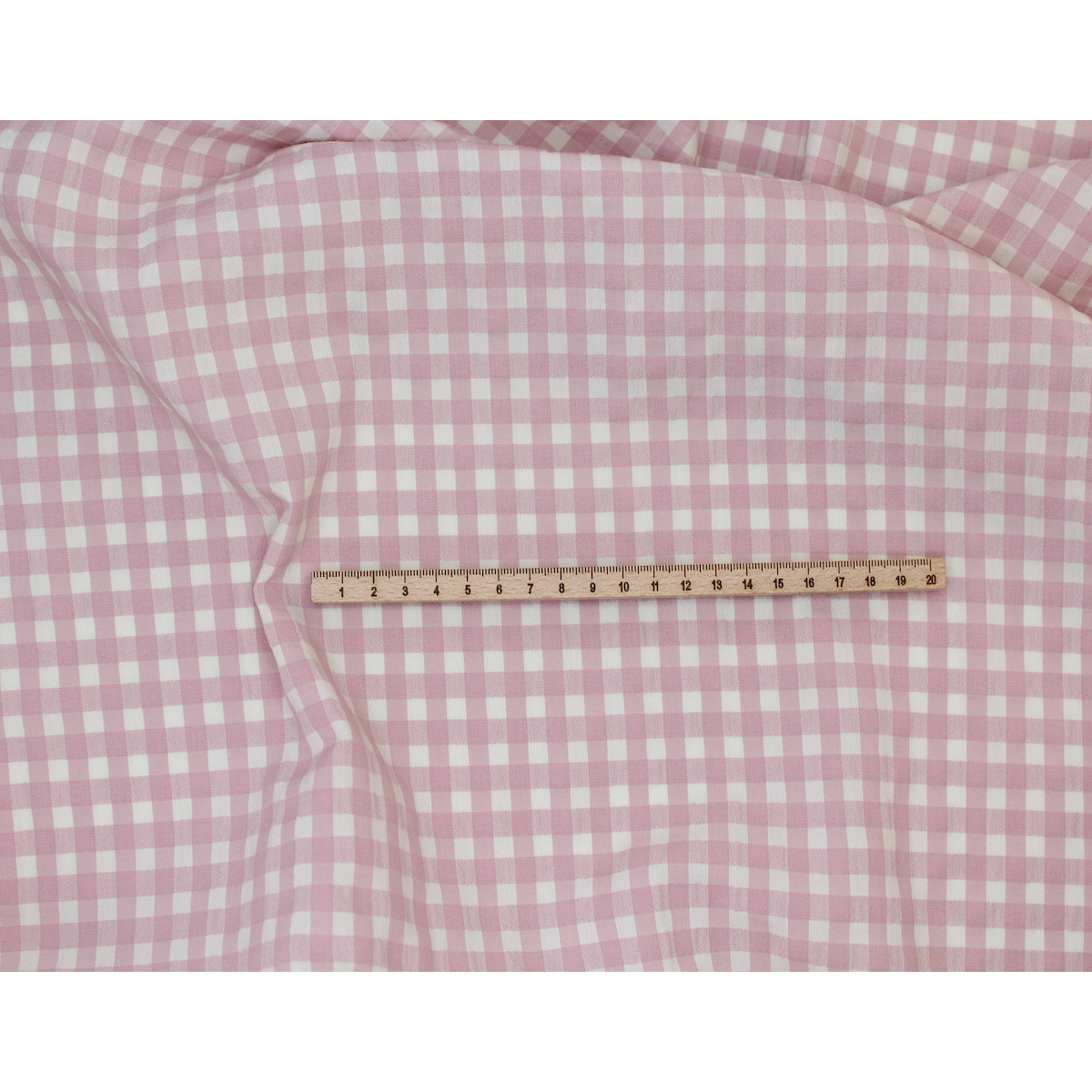 Seersucker / Coton gaufré vichy moyen 6mm vieux rose écru Seersucker / Coton gaufré vichy moyen 6mm vieux rose écru