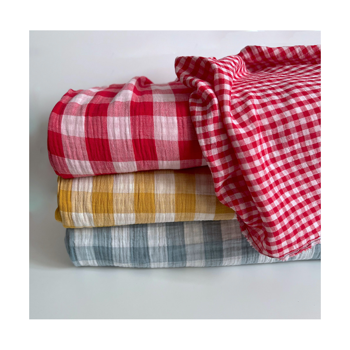 Double gaze de coton vichy réversible rouge / blanc Qualité Oeko-tex - 5 Double gaze de coton vichy réversible rouge / blanc Qualité Oeko-tex - 5