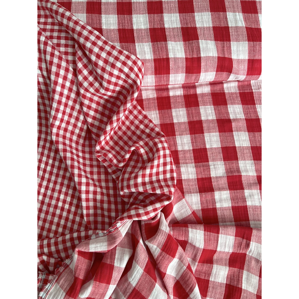 Double gaze de coton vichy réversible rouge / blanc Qualité Oeko-tex - 6 Double gaze de coton vichy réversible rouge / blanc Qualité Oeko-tex - 6