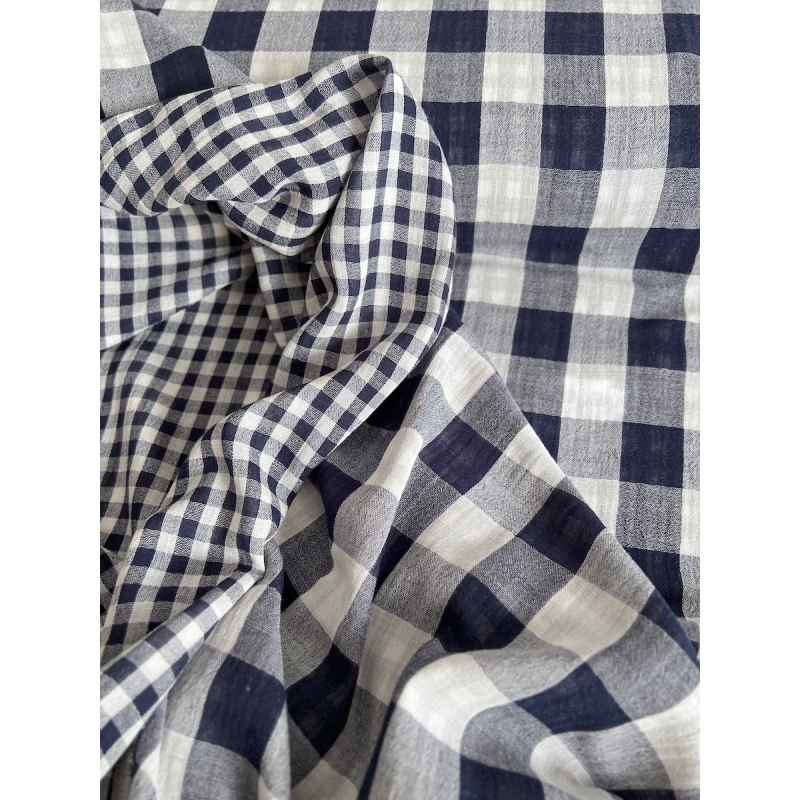 Double gaze de coton vichy réversible bleu marine / blanc Qualité Oeko-tex - 6