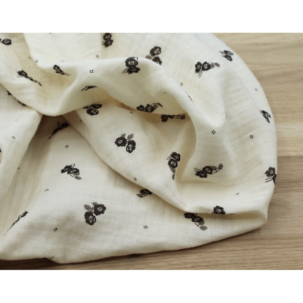 Hana - Double gaze de coton BIO écru motif exclusif Ebène