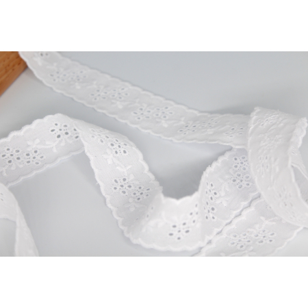 Galon entredeux broderies fleurs 25mm x 1m