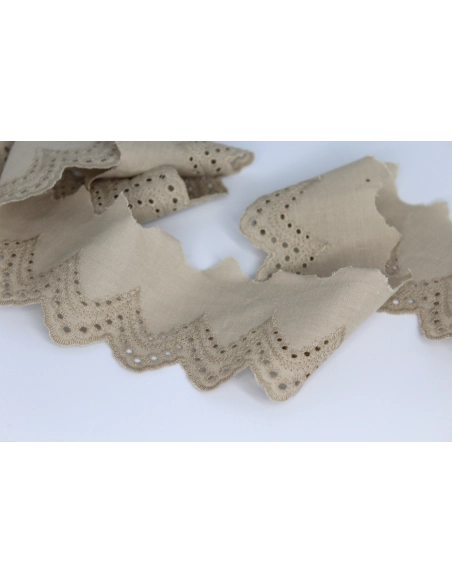 Galon coton broderie anglaise grège brodé 50mm x 1m
