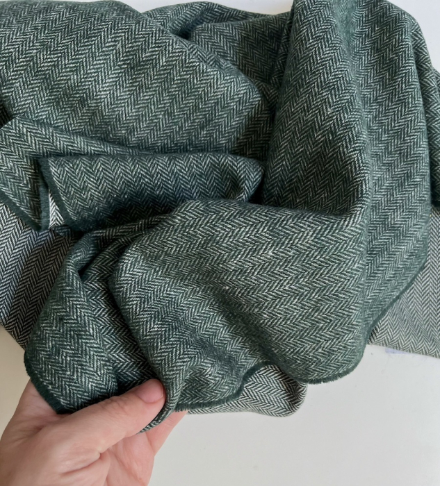 Tissu chevrons texturé coton / laine coloris vert sapin