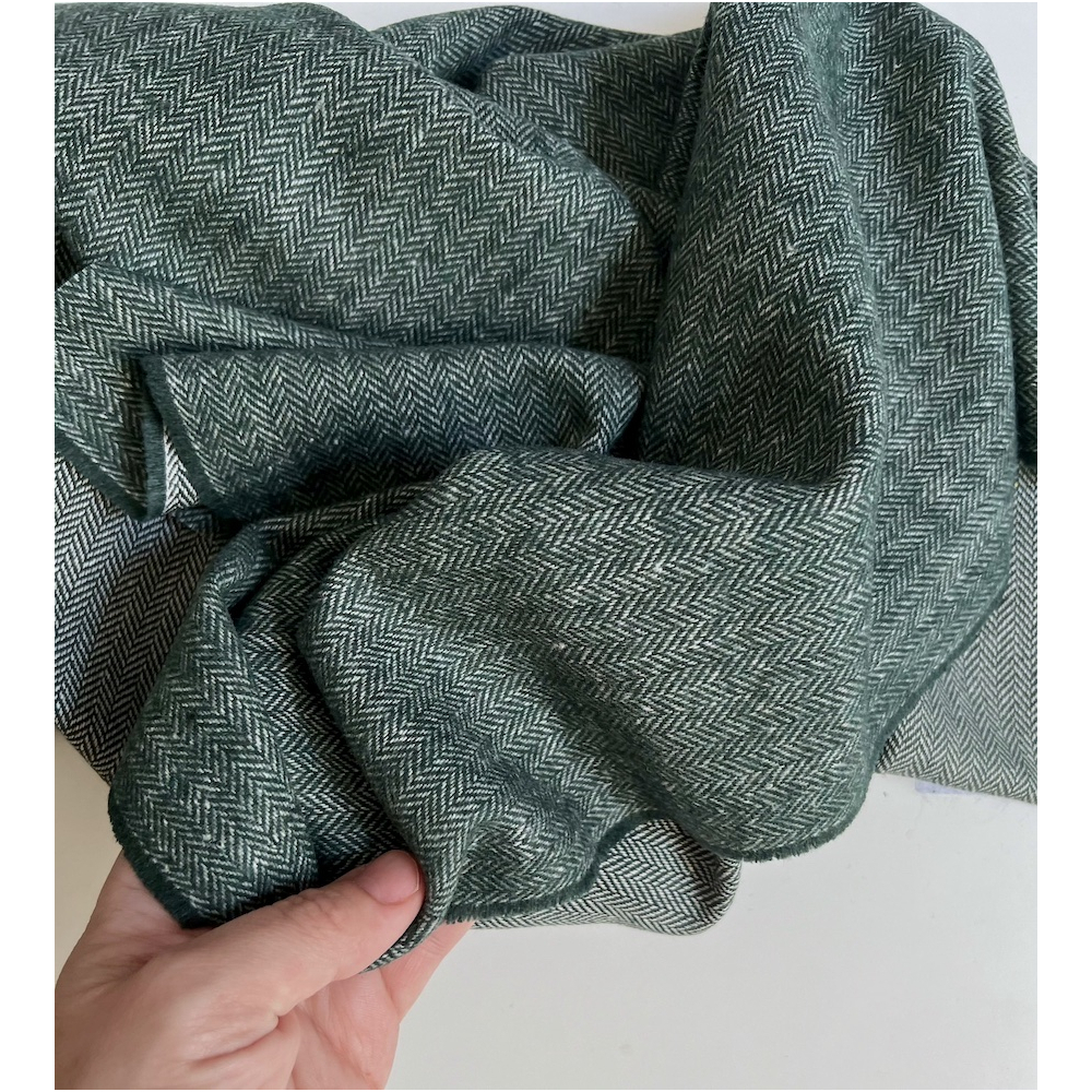 Tissu chevrons texturé coton / laine coloris vert sapin