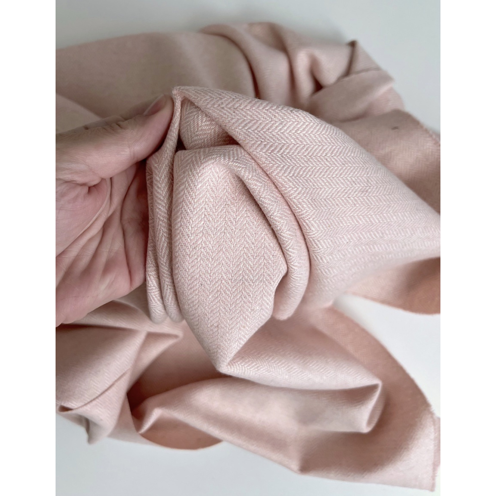 Tissu chevrons texturé coton / laine coloris rose poudré