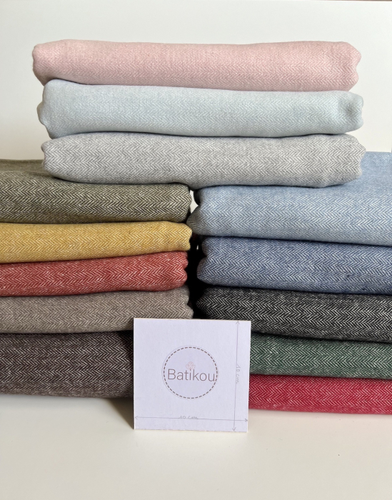 Tissu chevrons texturé coton / laine coloris Cerise Batikou - 8