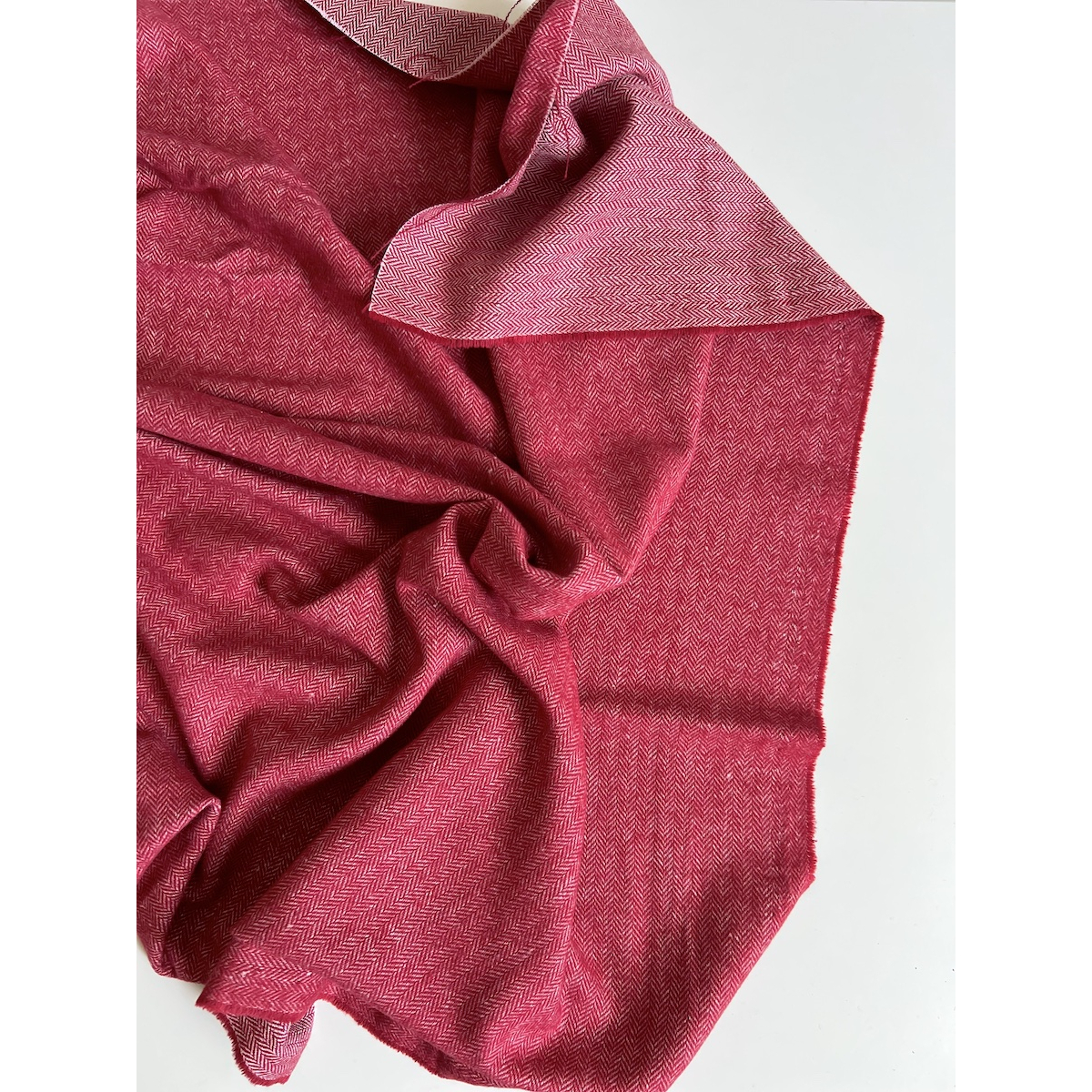 Tissu chevrons texturé coton / laine coloris Cerise Batikou - 4 Tissu chevrons texturé coton / laine coloris Cerise Batikou - 4