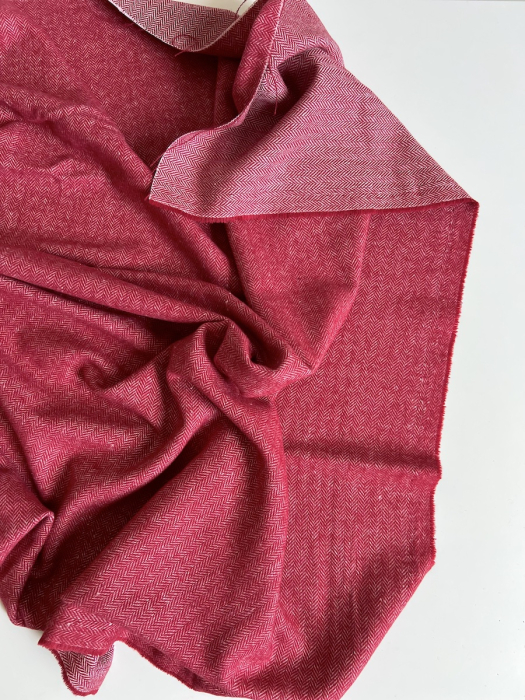 Tissu chevrons texturé coton / laine coloris Cerise Batikou - 4