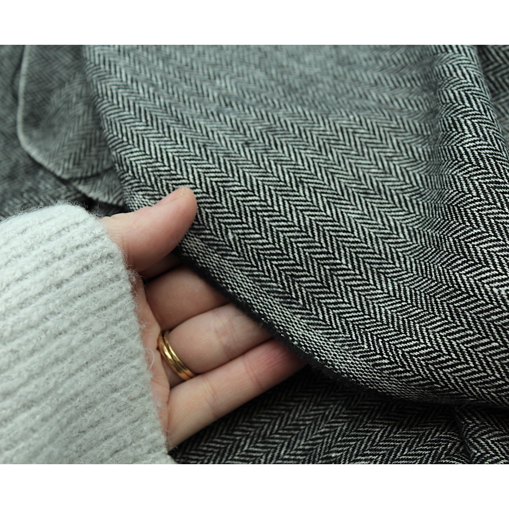 Tissu chevrons texturé coton / laine coloris noir Batikou - 6