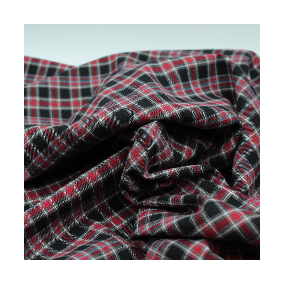 Tissu sergé de coton gratté organique imprimé tartan Tissu sergé de coton gratté organique imprimé tartan