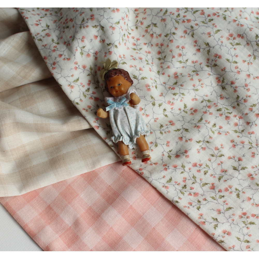 Double gaze de coton lisse vichy beige / blanc