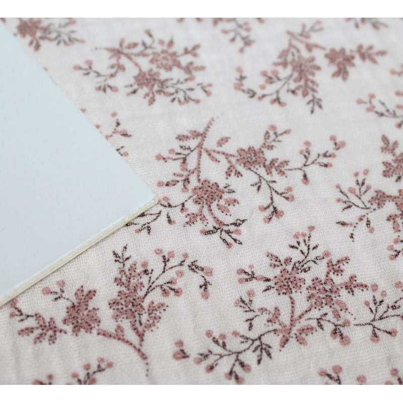 Meriem - Double gaze de coton BIO rose poudré à motifs fleuris Tissus issus de l'agriculture biologique  - 4