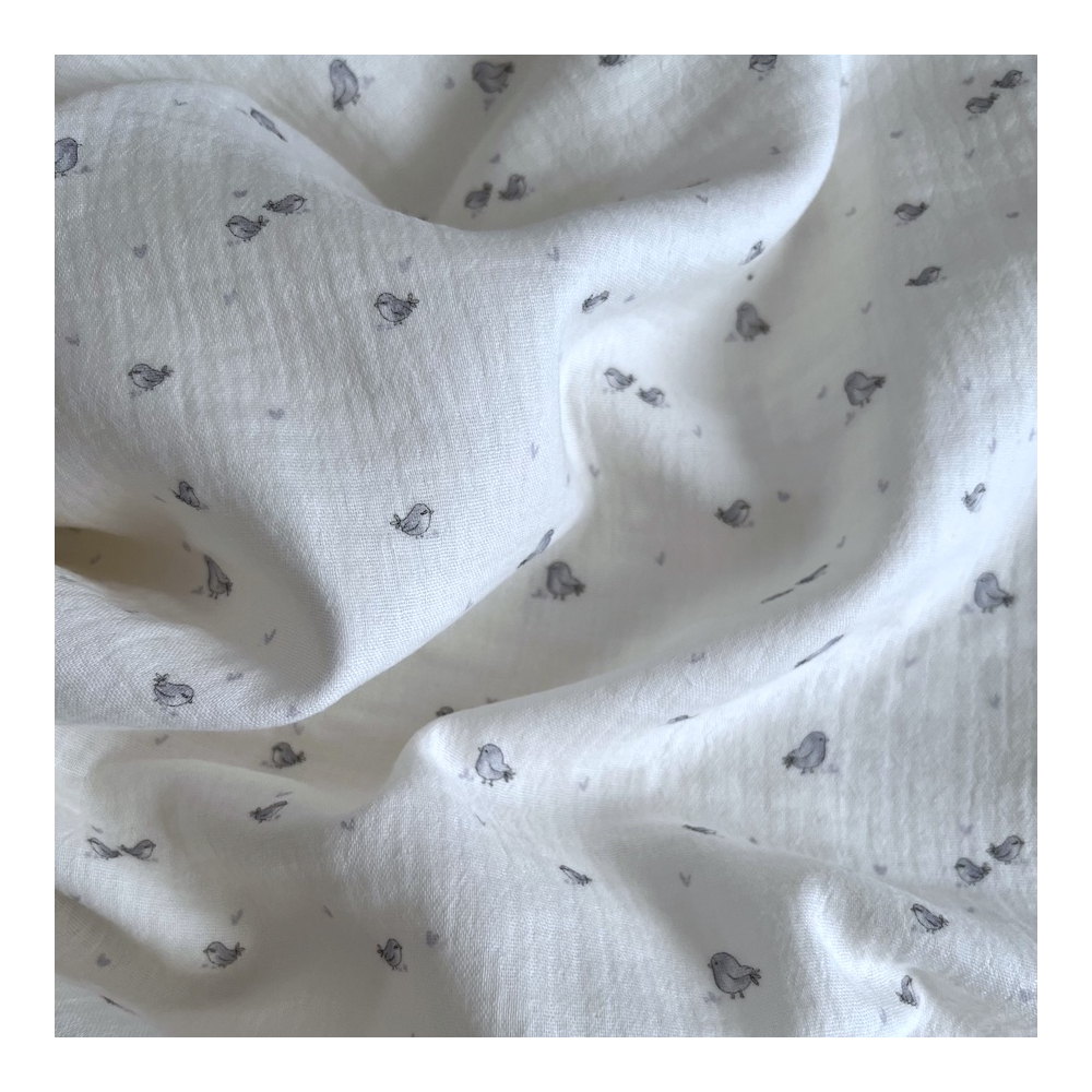 Charly - Double gaze de coton blanc lait motif petits oiseaux gris Tissus issus de l'agriculture biologique  - 1