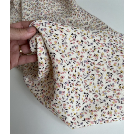 Mila - Double gaze de coton coloris fond écru imprimé fleuri Tissus issus de l'agriculture biologique  - 2