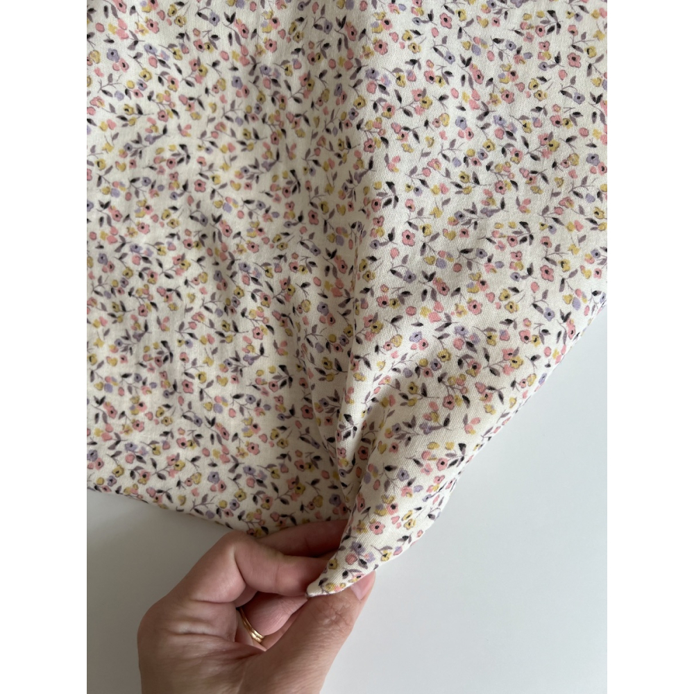 Mila - Double gaze de coton coloris fond écru imprimé fleuri Tissus issus de l'agriculture biologique  - 5