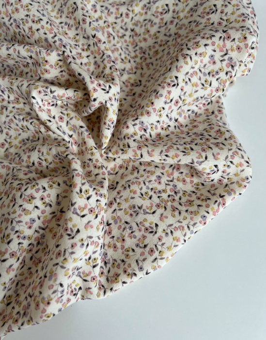 Mila - Double gaze de coton coloris fond écru imprimé fleuri Tissus issus de l'agriculture biologique  - 7