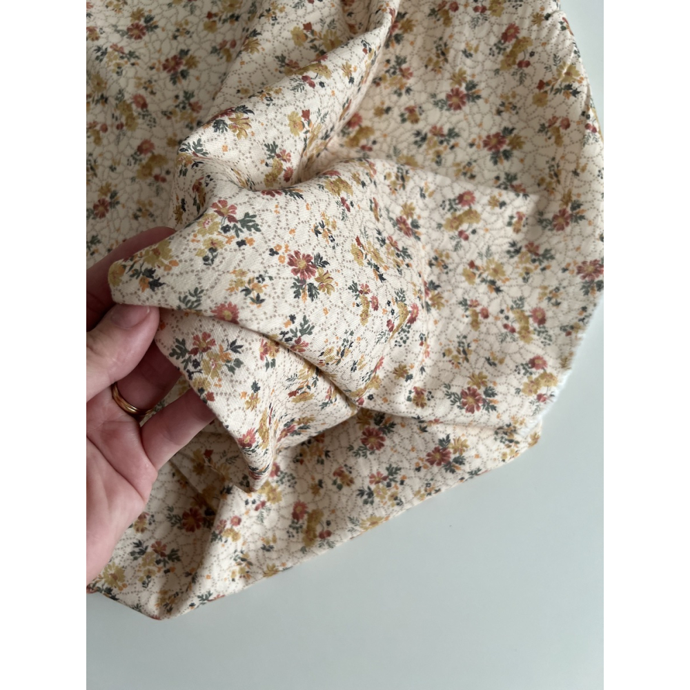 Judith - Seersucker / Coton gaufré doux fond écru motif fleuri Batikou - 2