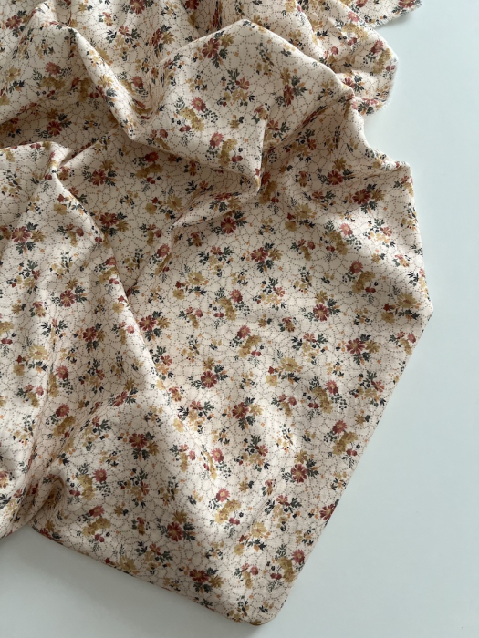 Judith - Seersucker / Coton gaufré doux fond écru motif fleuri Batikou - 8