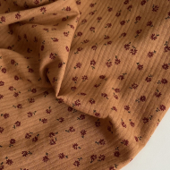 Erika - Seersucker / Coton gaufré doux fond écureuil motif fleuri Batikou - 1