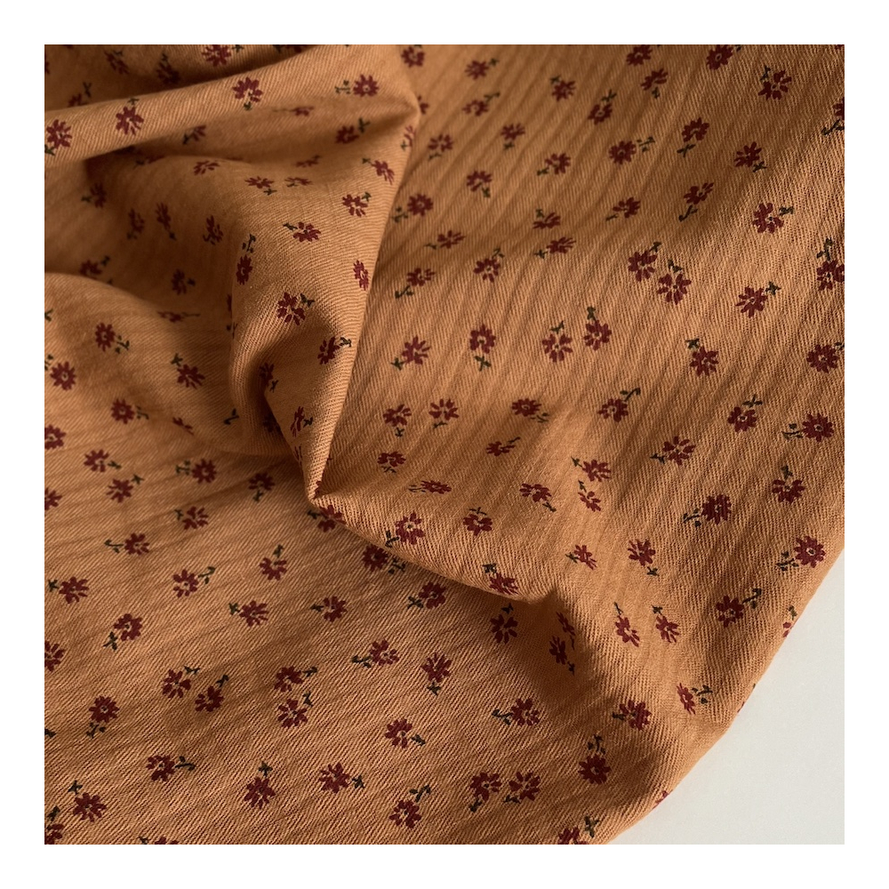 Erika - Seersucker / Coton gaufré doux fond écureuil motif fleuri Batikou - 1