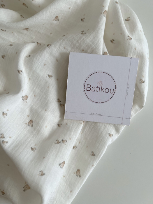 Charly - Double gaze de coton blanc lait motif petits oiseaux beige Tissus issus de l'agriculture biologique  - 4