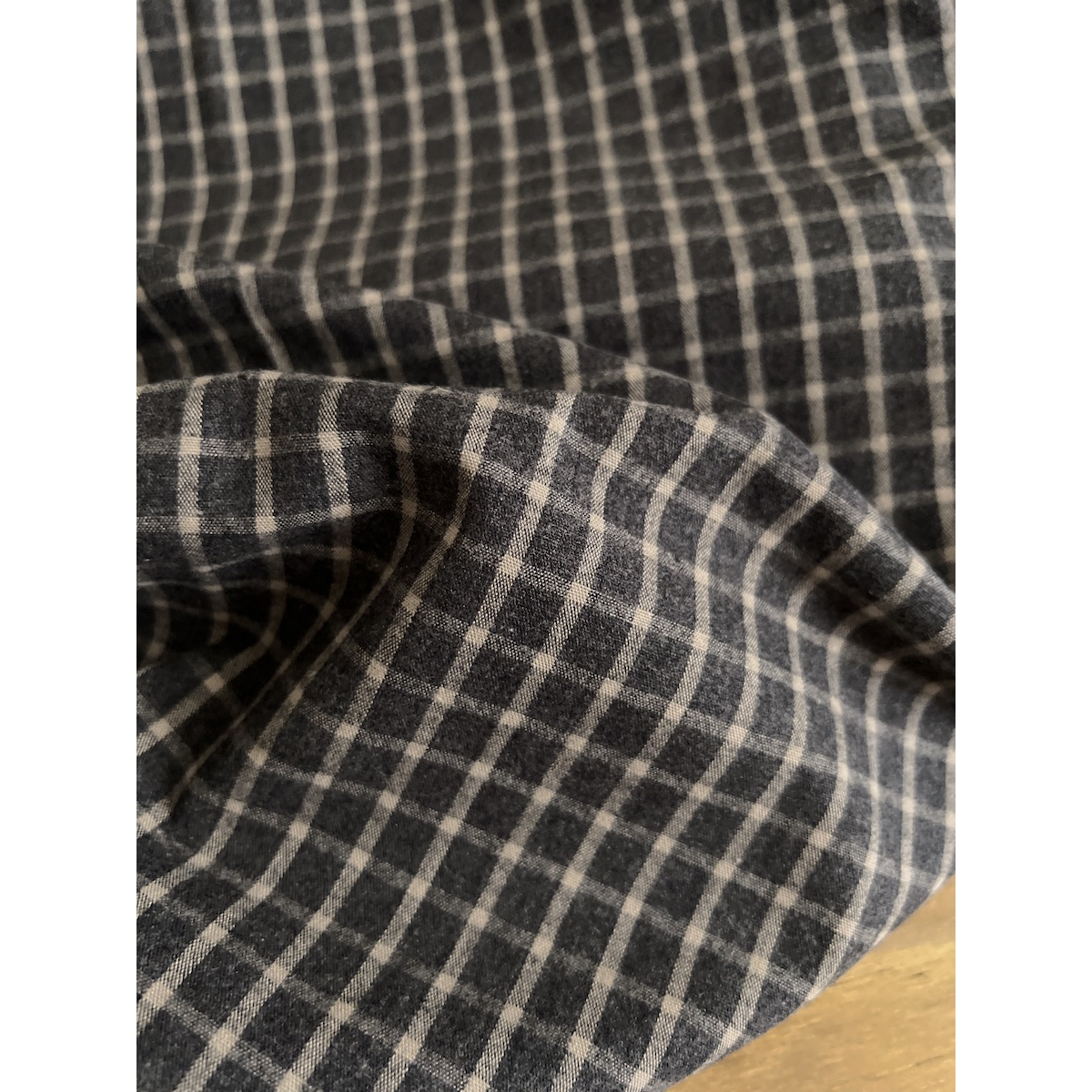 Jules - Popeline de coton tissé carreaux anthracite et cappuccino Tissus issus de l'agriculture biologique  - 5