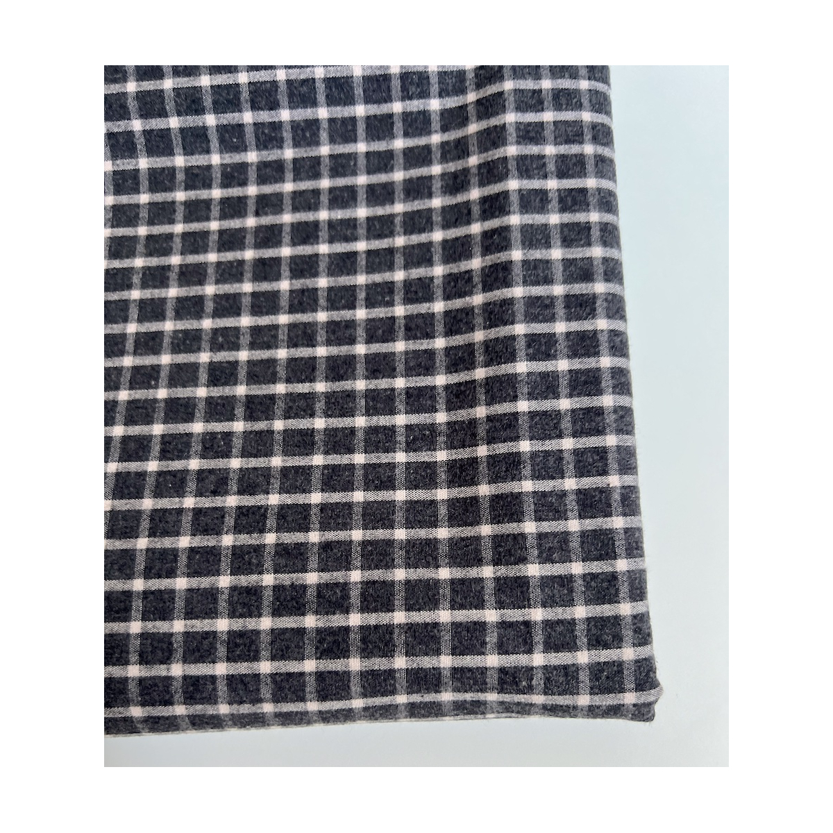 Jules - Popeline de coton tissé carreaux anthracite et beige nude Tissus issus de l'agriculture biologique  - 7