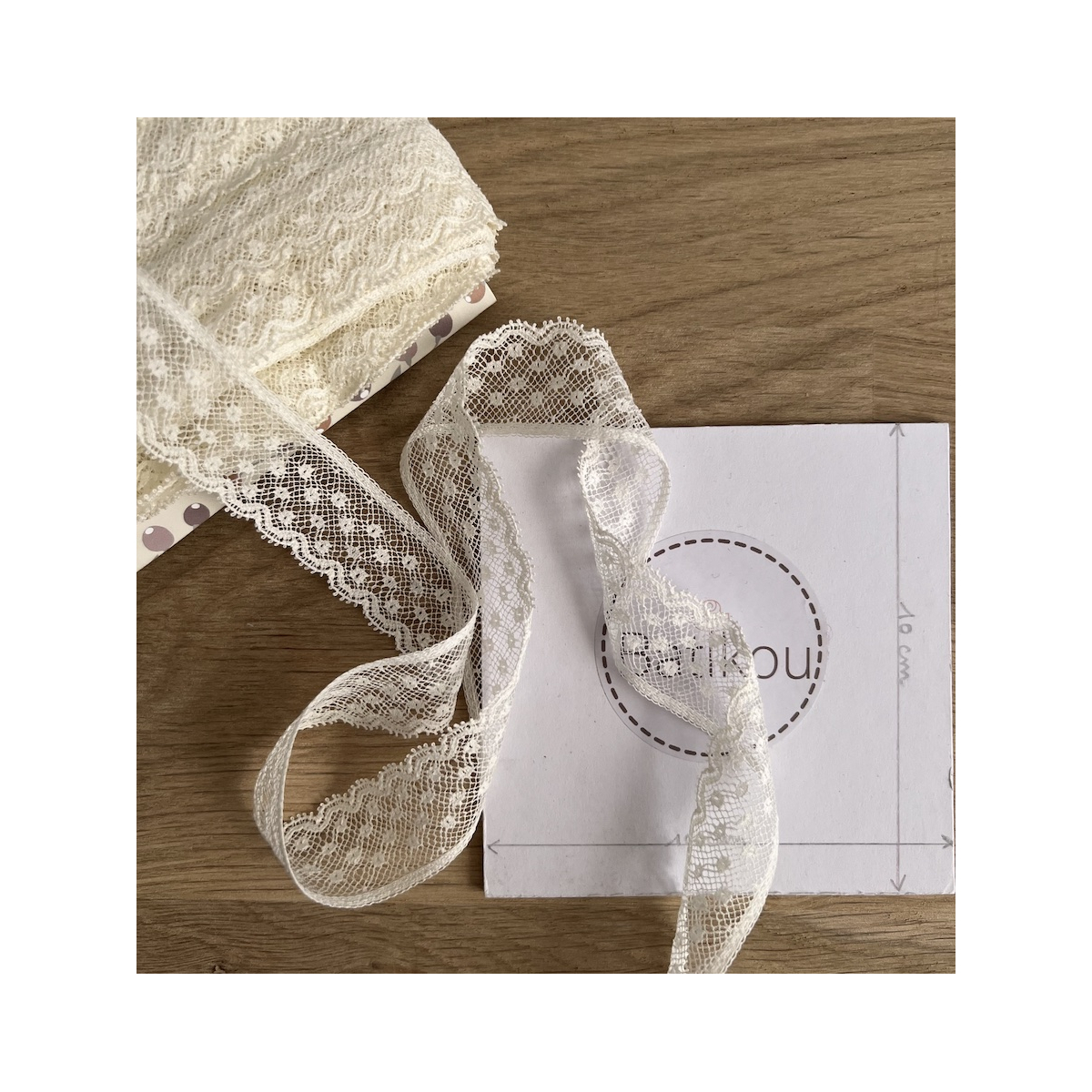 Dentelle française crème 25mm x 1m Batikou - 3 Dentelle française crème 25mm x 1m Batikou - 3