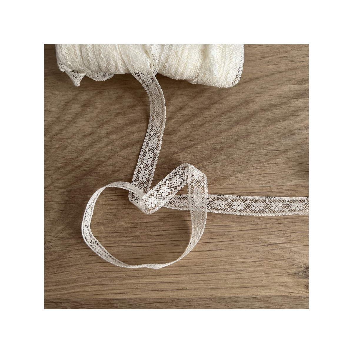 Dentelle française crème 12mm x 1m Batikou - 1 Dentelle française crème 12mm x 1m Batikou - 1