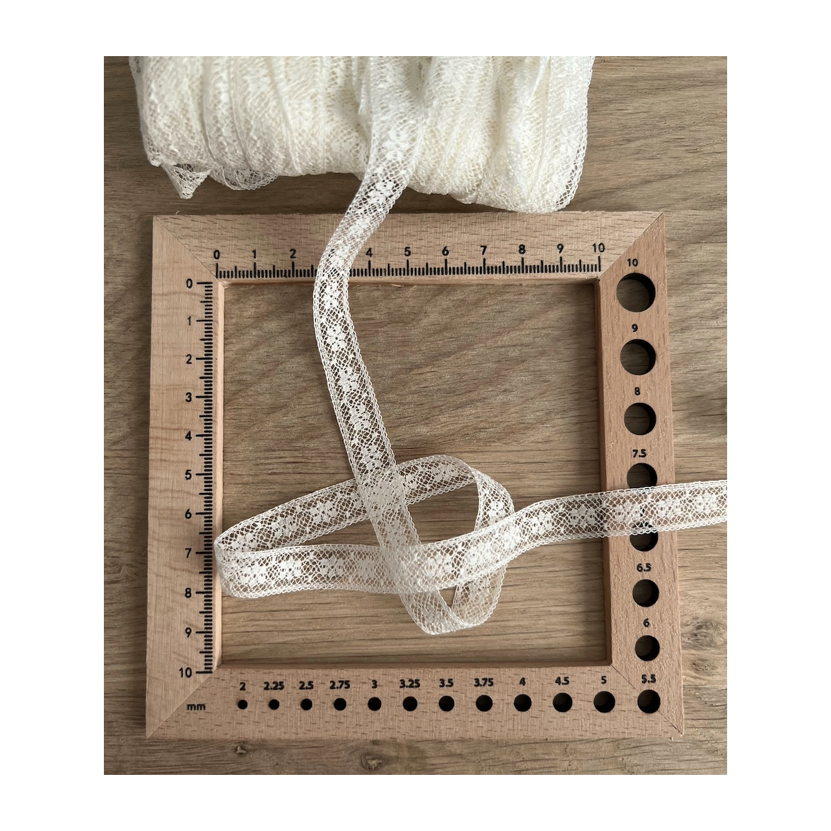 Dentelle française crème 12mm x 1m Batikou - 2 Dentelle française crème 12mm x 1m Batikou - 2