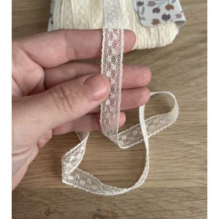 Dentelle française crème 13mm x 1m Batikou - 2 Dentelle française crème 13mm x 1m Batikou - 2