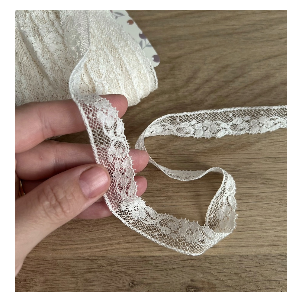 Dentelle française crème 18mm x 1m Batikou - 2