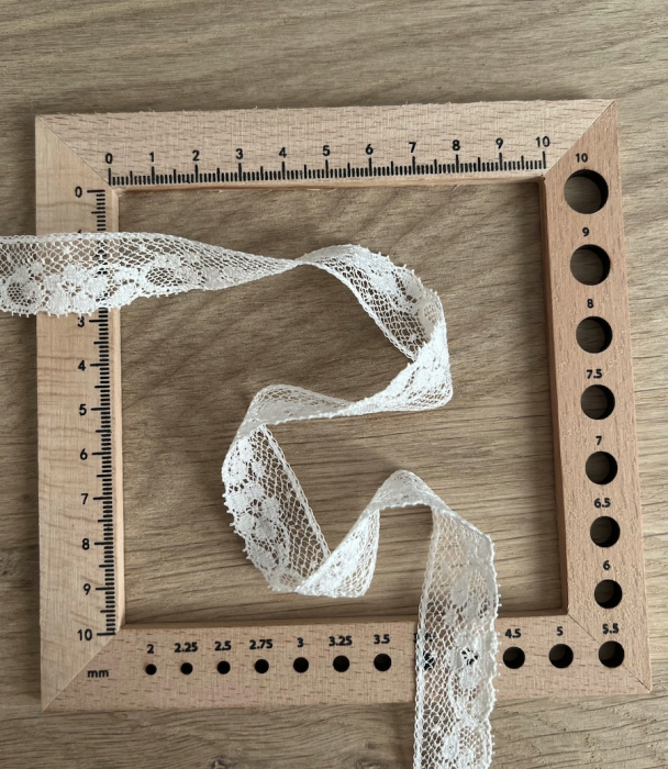 Dentelle française crème 18mm x 1m Batikou - 4