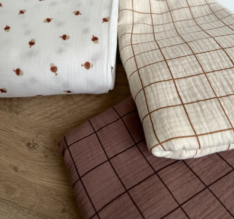 Double gaze de coton Jacques blanc carreaux châtaigne / café noir