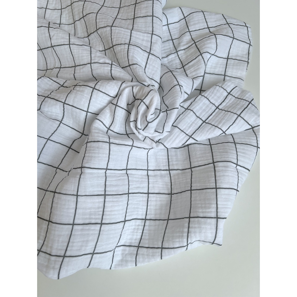 Double gaze de coton Jacques blanc carreaux vert de gris Double gaze de coton Jacques blanc carreaux vert de gris