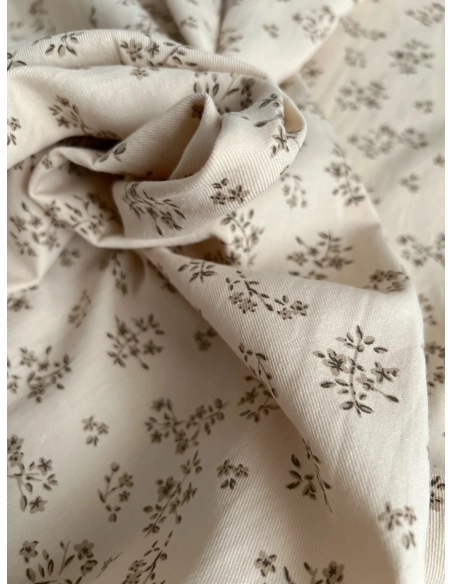 Alix - Tissu sergé de coton imprimé vintage fleuri fond crème Batikou - 6
