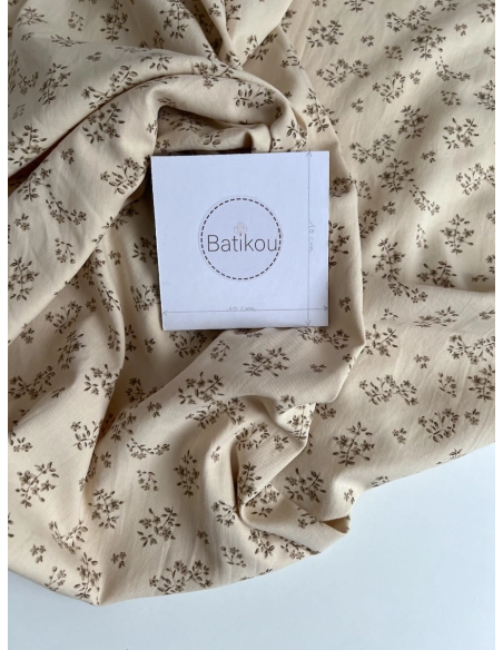 Alix - Tissu sergé de coton imprimé vintage fleuri fond crème Batikou - 7