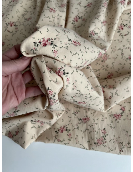 Sophie - Tissu sergé de coton imprimé vintage fleuri fond crème Batikou - 6
