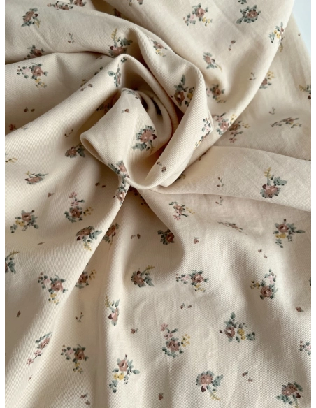 Rosie - Tissu sergé de coton imprimé vintage fleuri fond crème Batikou - 3