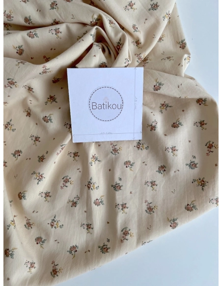 Rosie - Tissu sergé de coton imprimé vintage fleuri fond crème Batikou - 4