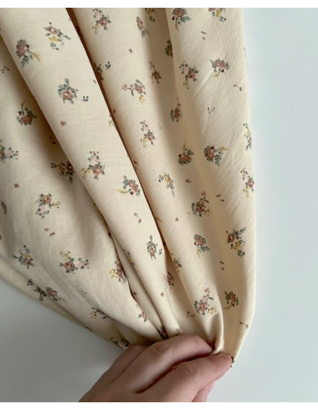 Rosie - Tissu sergé de coton imprimé vintage fleuri fond crème Batikou - 6