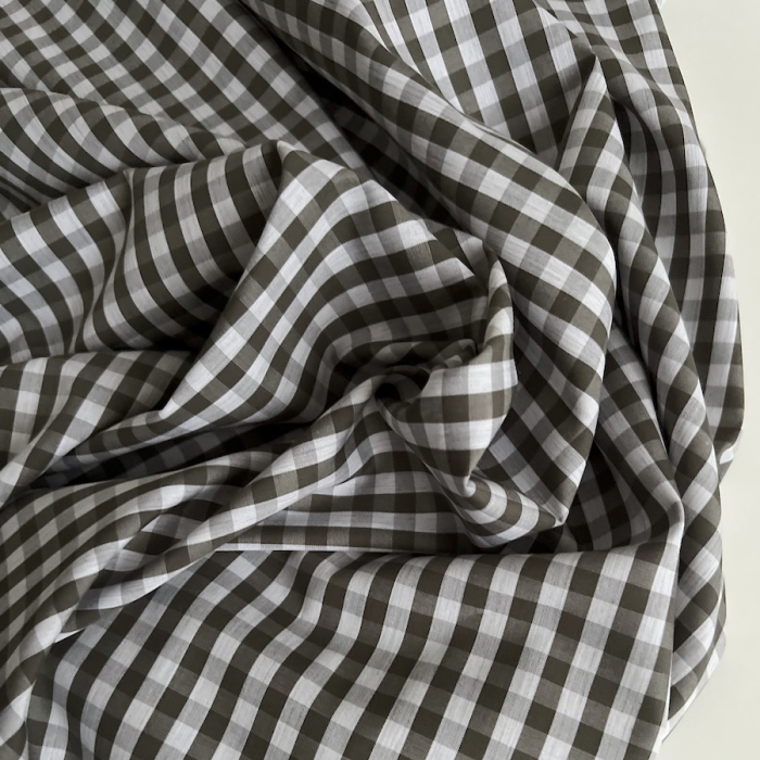 Coton vichy carreaux kaki et blanc 6mm Tissus issus de l'agriculture biologique  - 1