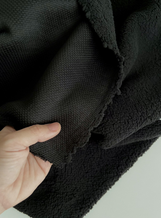 Teddy / moumoute bouclé coloris noir