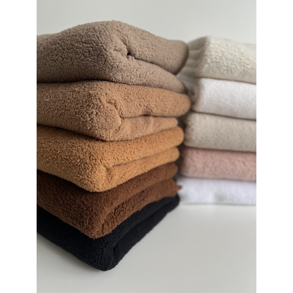 Teddy / moumoute bouclé coloris noir