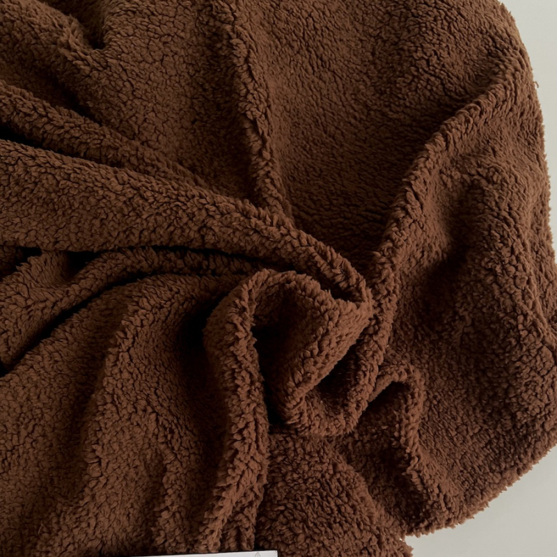 Teddy / moumoute bouclé coloris châtaigne