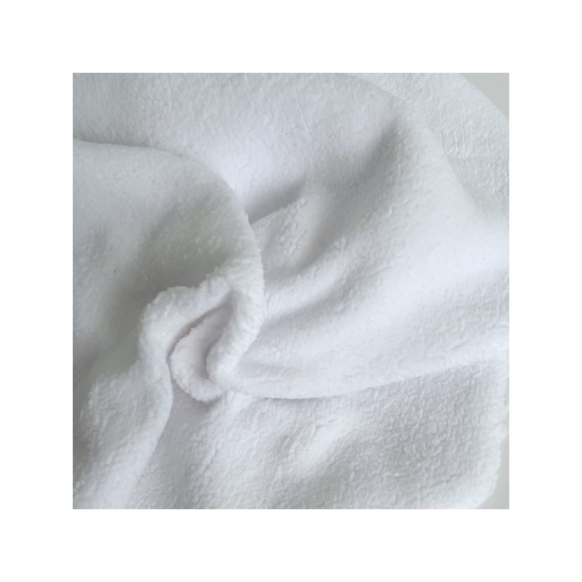 Teddy / moumoute bouclé coloris blanc Teddy / moumoute bouclé coloris blanc