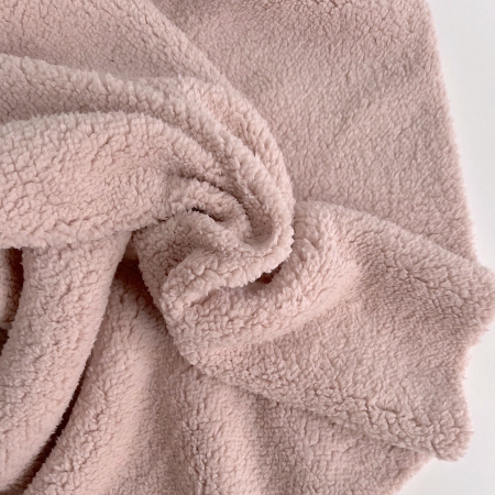 Teddy / moumoute bouclé coloris rose thé Teddy / moumoute bouclé coloris rose thé