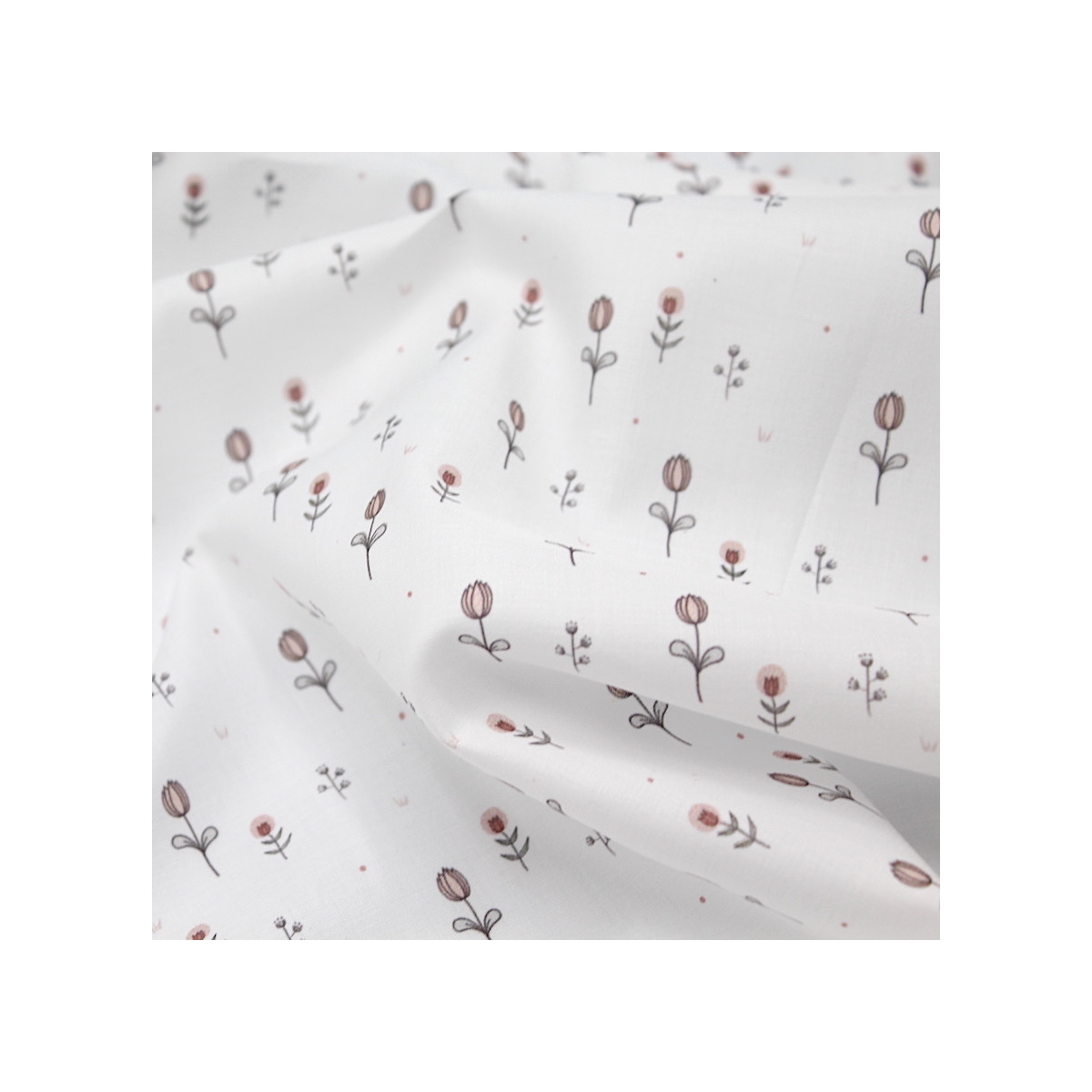 Batiste de coton motif exclusif Les Yeux fripons x Batikou Batiste de coton motif exclusif Les Yeux fripons x Batikou