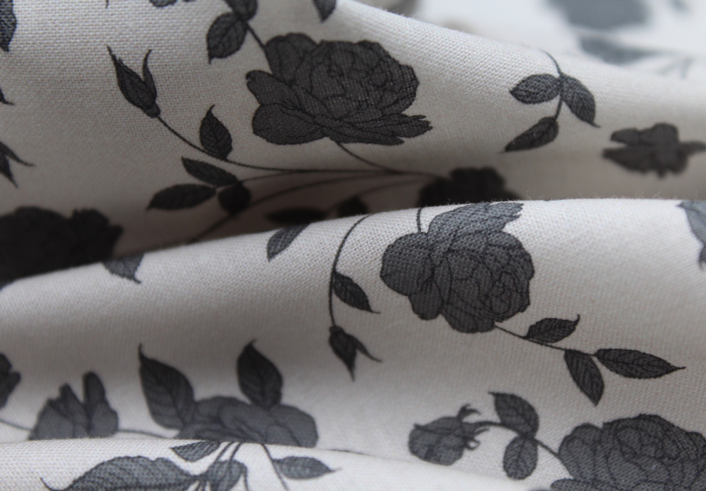 Popeline de coton douce imprimé exclusif Pinku / SWEET